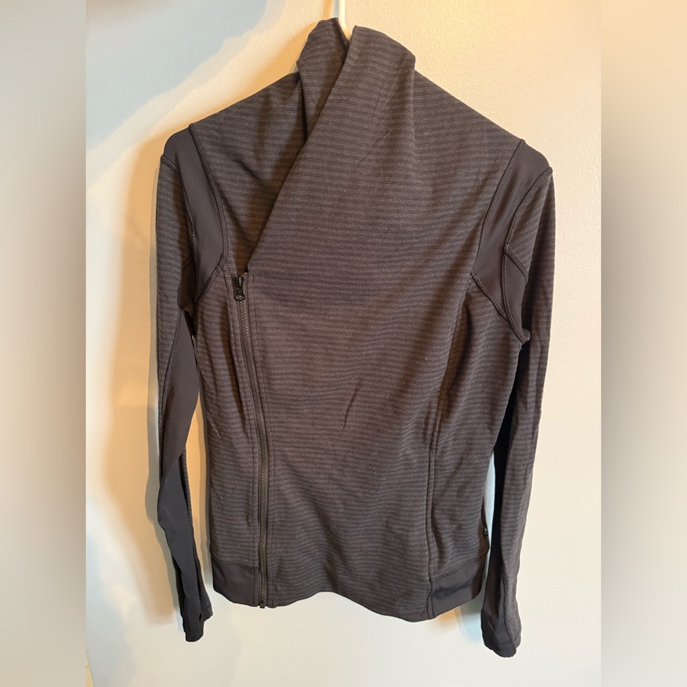 Lululemon zip jacket grey